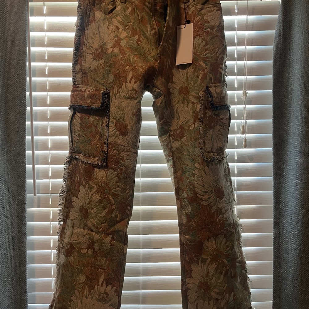 AKIRA ALWAYS BLOOMING PANT Size M
